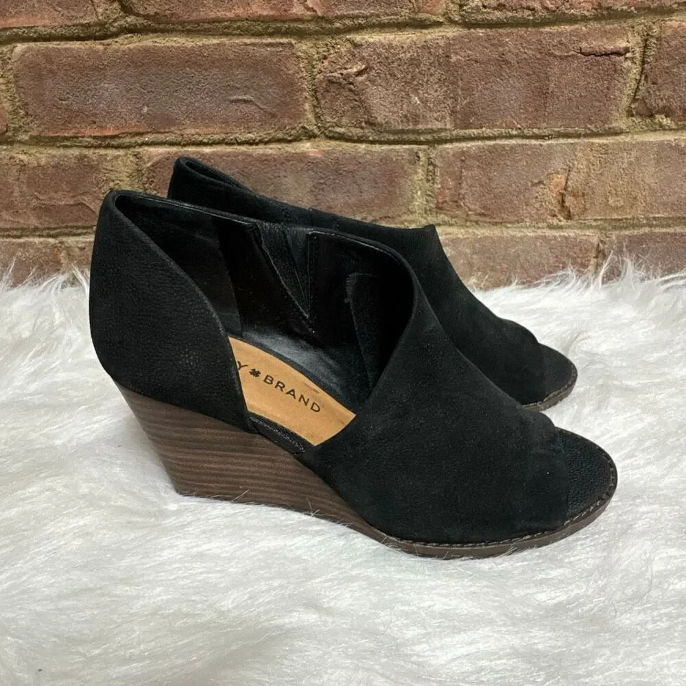 Lucky Brand Women’s Black Jaxy Open Toe Wedge Sandal Size 7.5